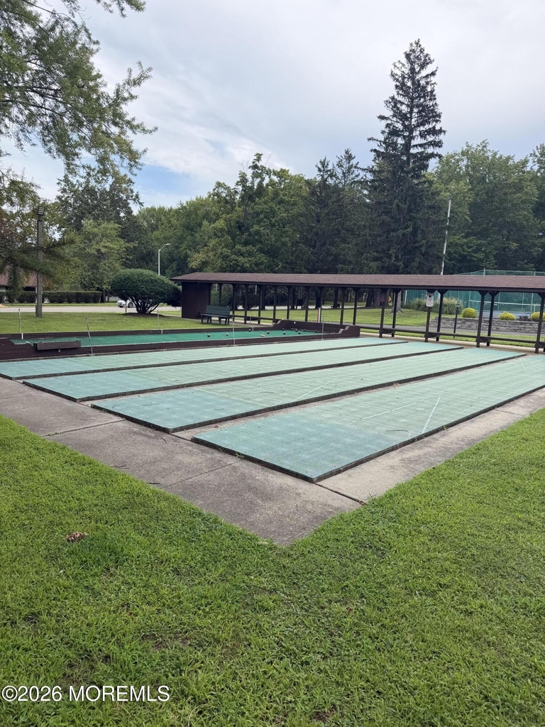 35 Amberly Drive - Photo 10