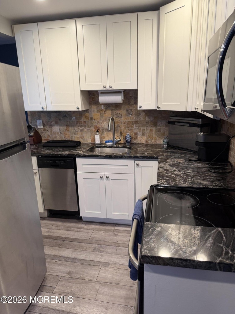119 Avery Avenue - Photo 4
