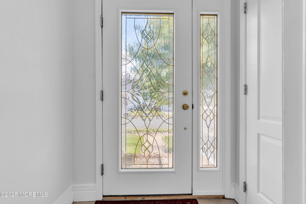 124 Neptune Place - Photo 2