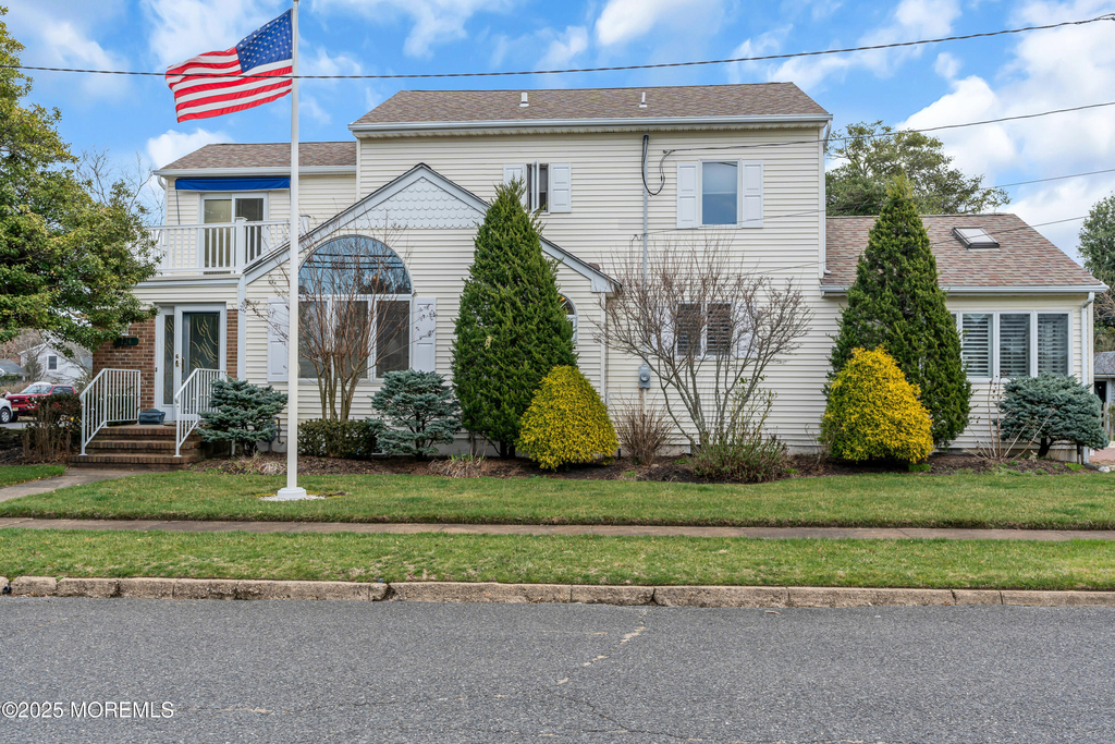 124 Neptune Place - Photo 0