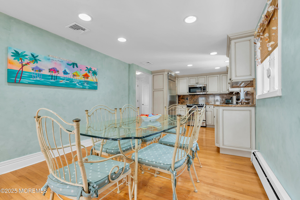 124 Neptune Place - Photo 12