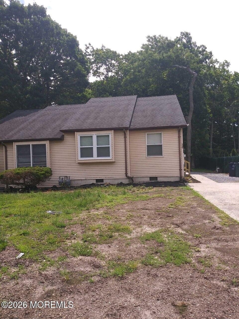 38 Winged Foot Lane - Photo 1
