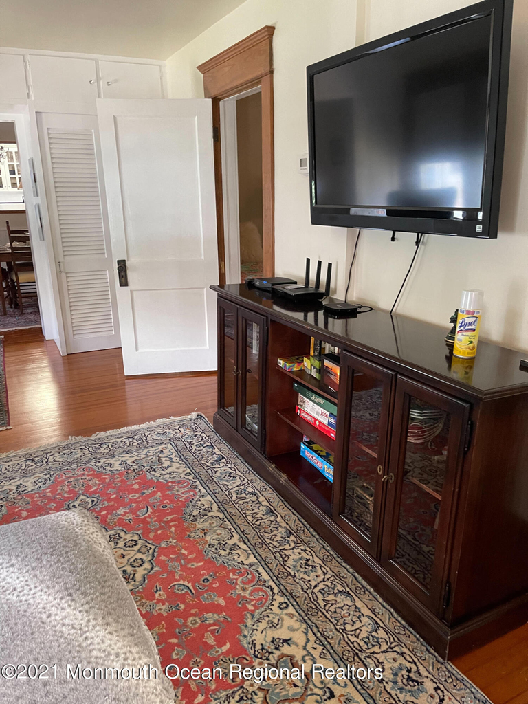 56 Franklin Avenue - Photo 7