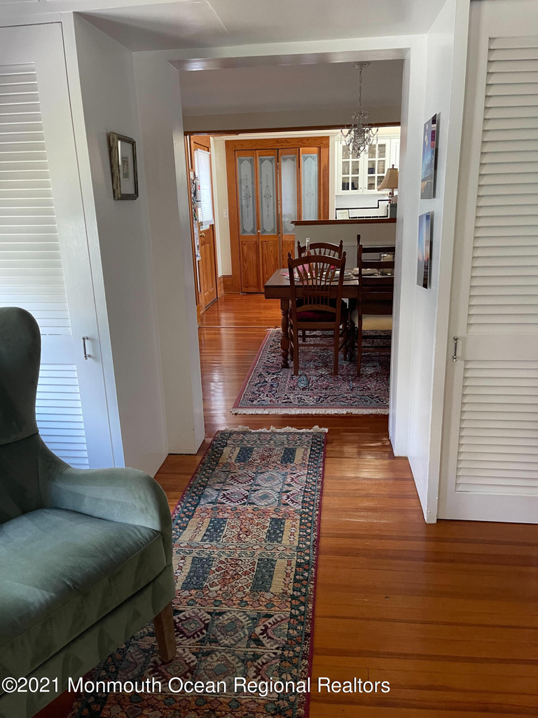 56 Franklin Avenue - Photo 13