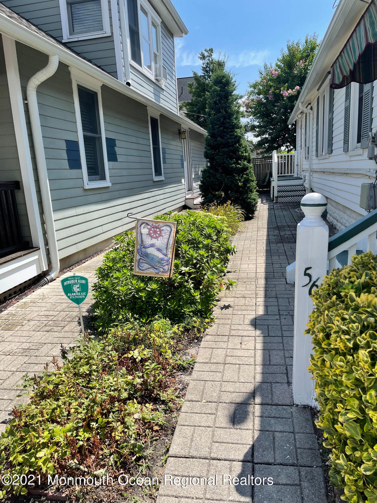 56 Franklin Avenue - Photo 22