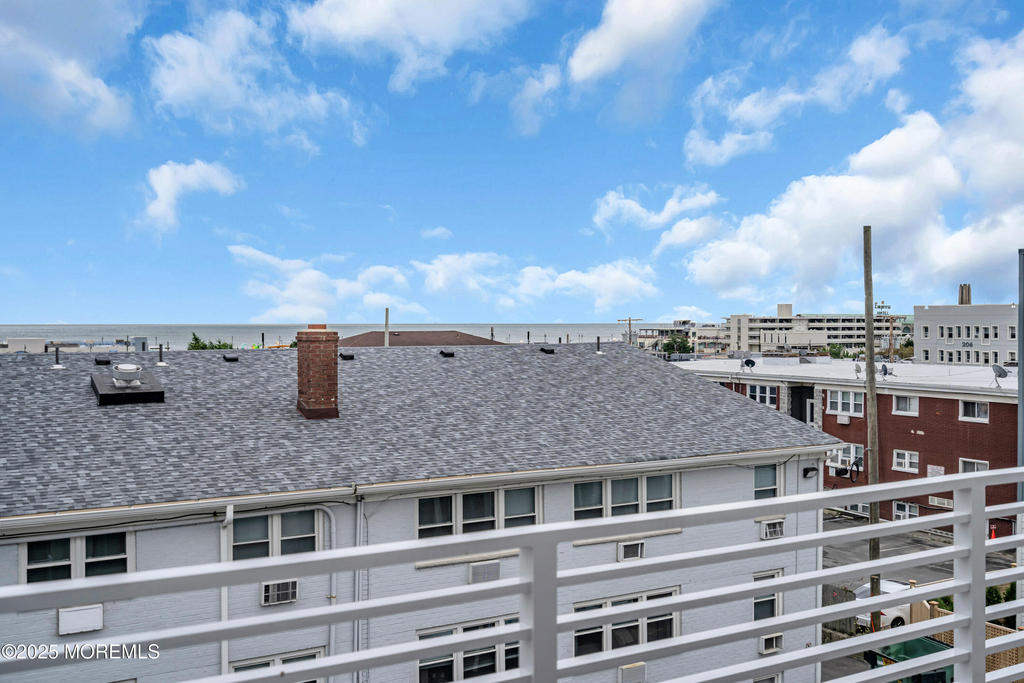 218 3rd Avenue - Photo 12