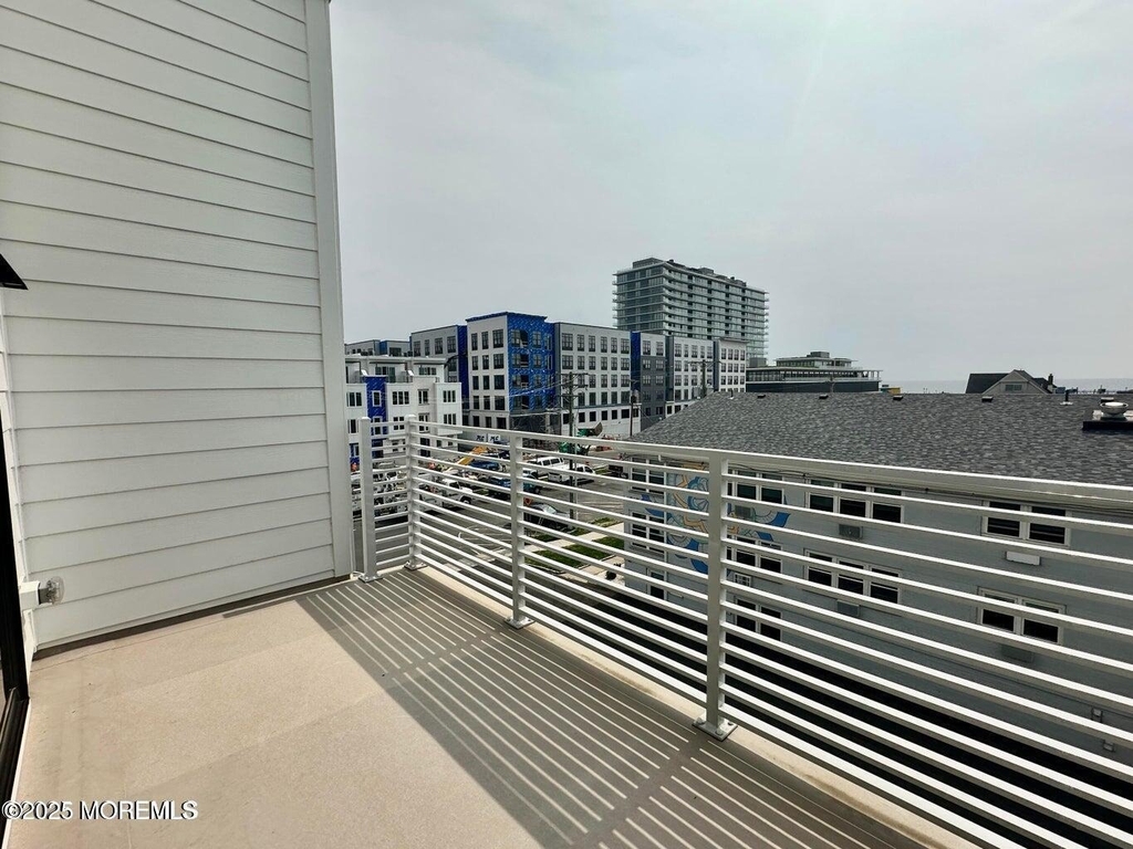 218 3rd Avenue - Photo 27