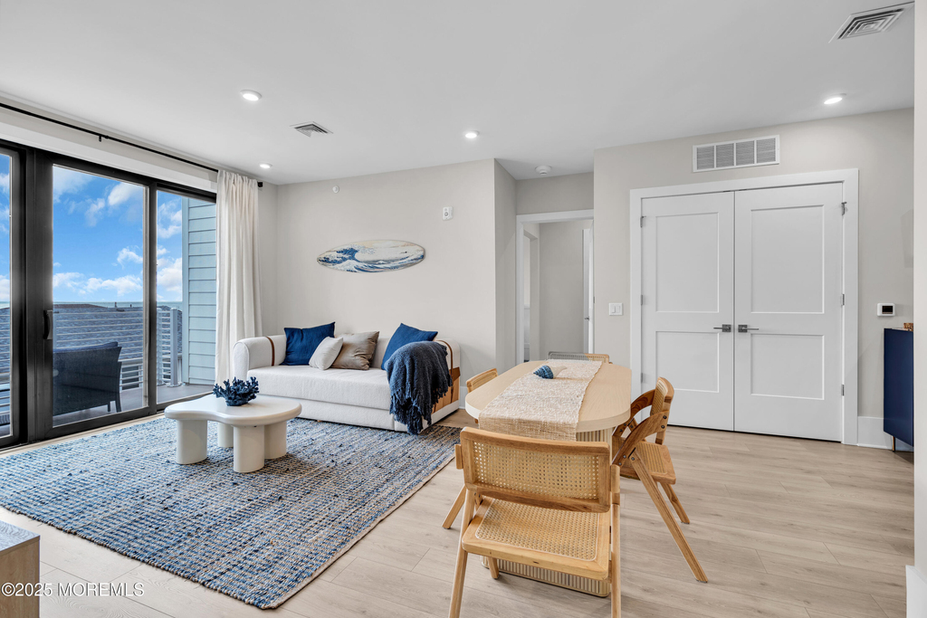 218 3rd Avenue - Photo 7