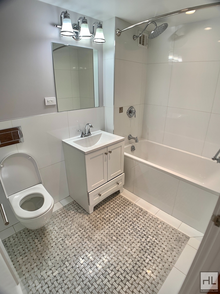 West 97th Street - Photo 1