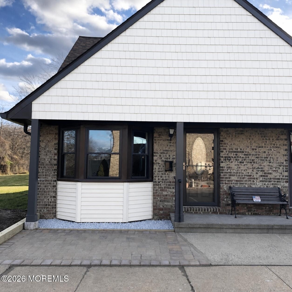 19 Village Green Way - Photo 0