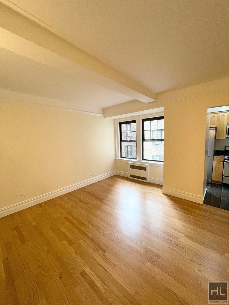 Christopher Street - Photo 1