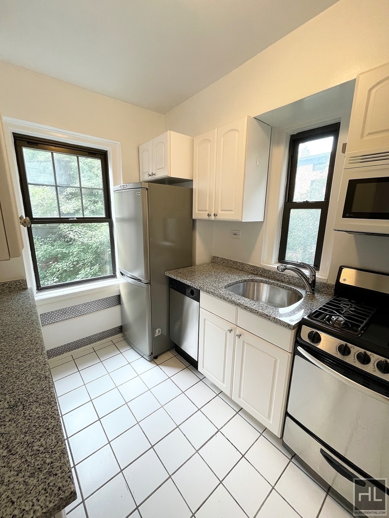 Christopher Street - Photo 9