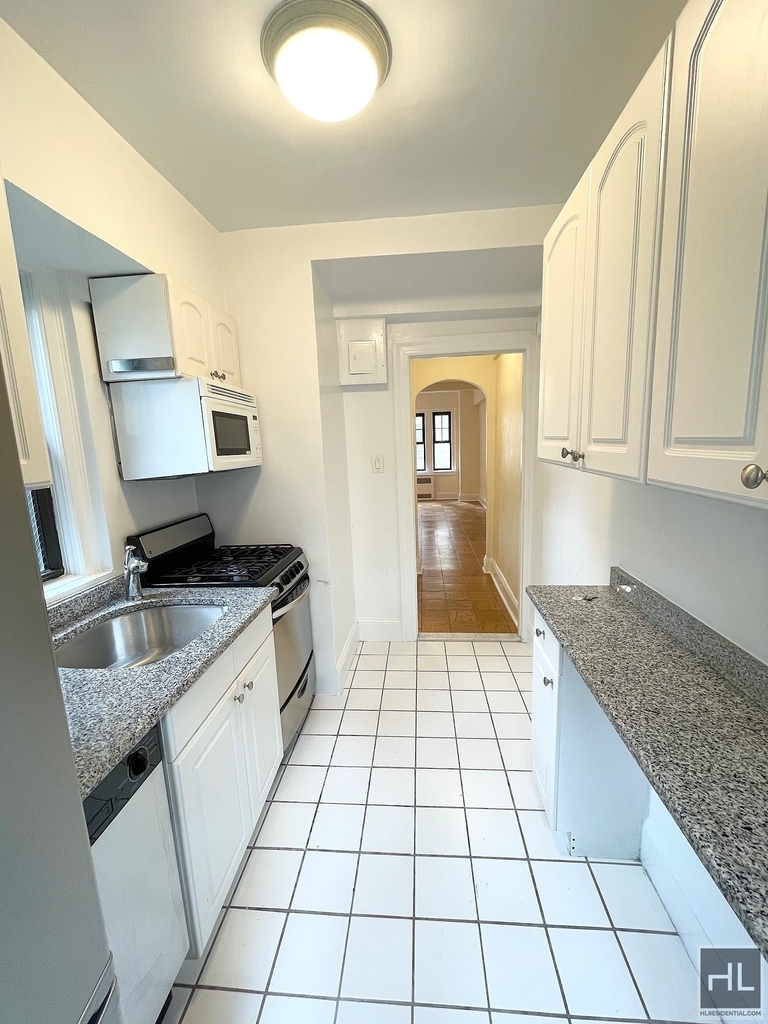 Christopher Street - Photo 11