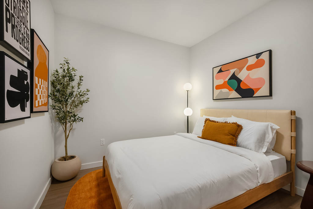 180 Pearl Street - Photo 1