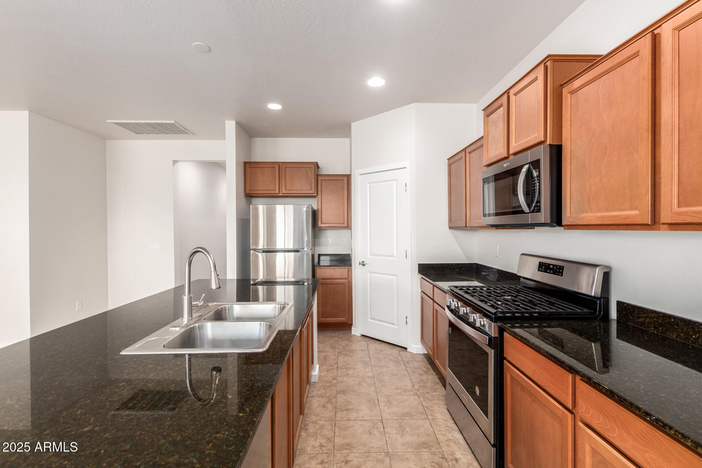 4123 S 97th Drive - Photo 13