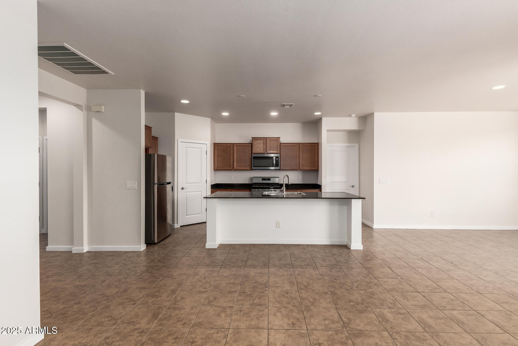 4123 S 97th Drive - Photo 6