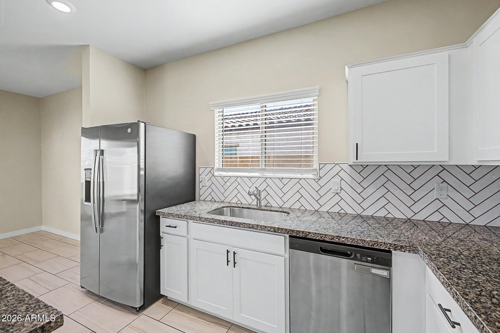 40320 W Bravo Drive - Photo 10