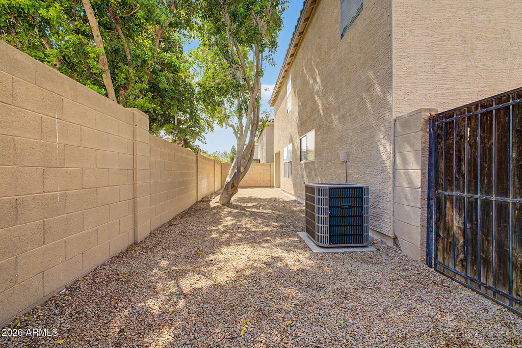 7500 E Deer Valley Road - Photo 30