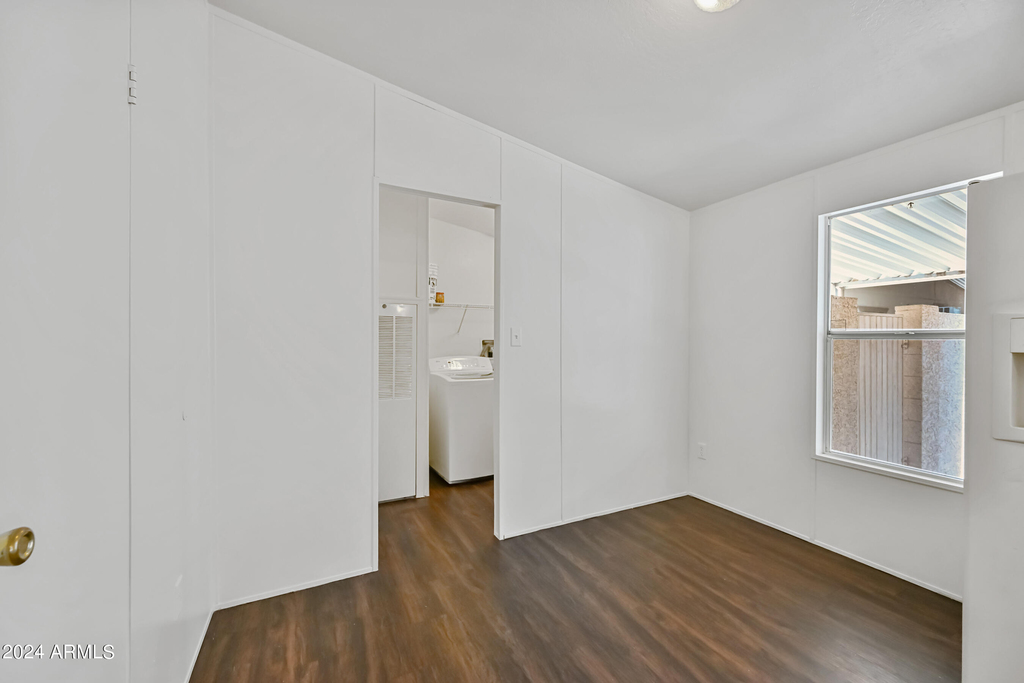 8601 N 103rd Avenue - Photo 12