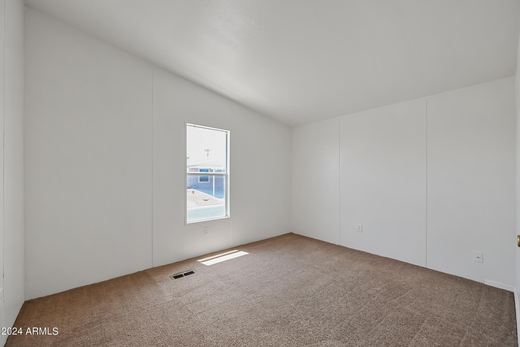 8601 N 103rd Avenue - Photo 20