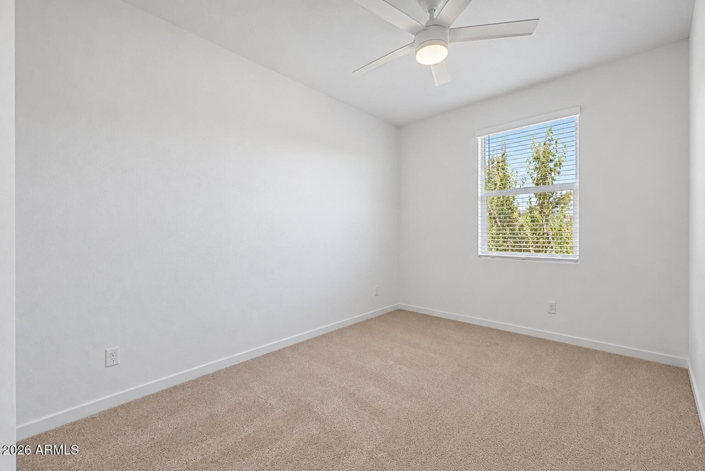 16033 W Cottontail Lane - Photo 16