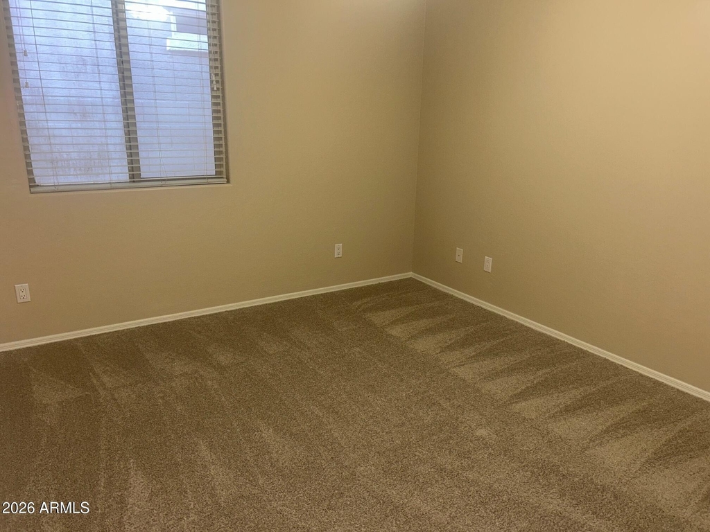 681 E Navajo Trail - Photo 13