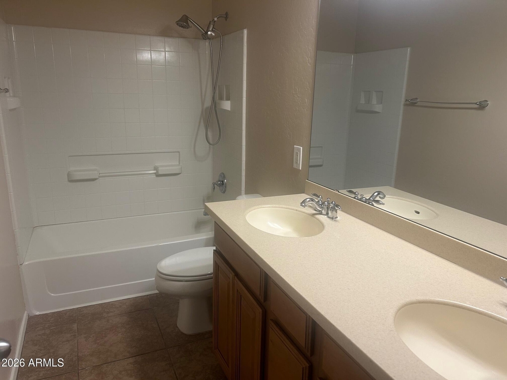 681 E Navajo Trail - Photo 12