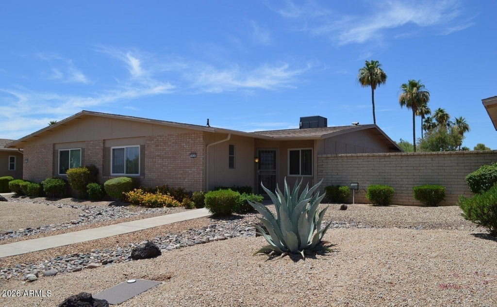 19238 N Camino Del Sol -- - Photo 0