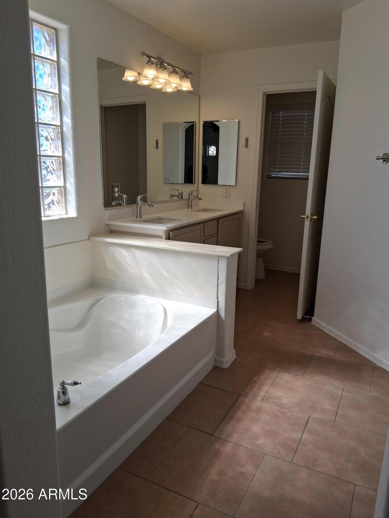 12727 W Milton Drive - Photo 8