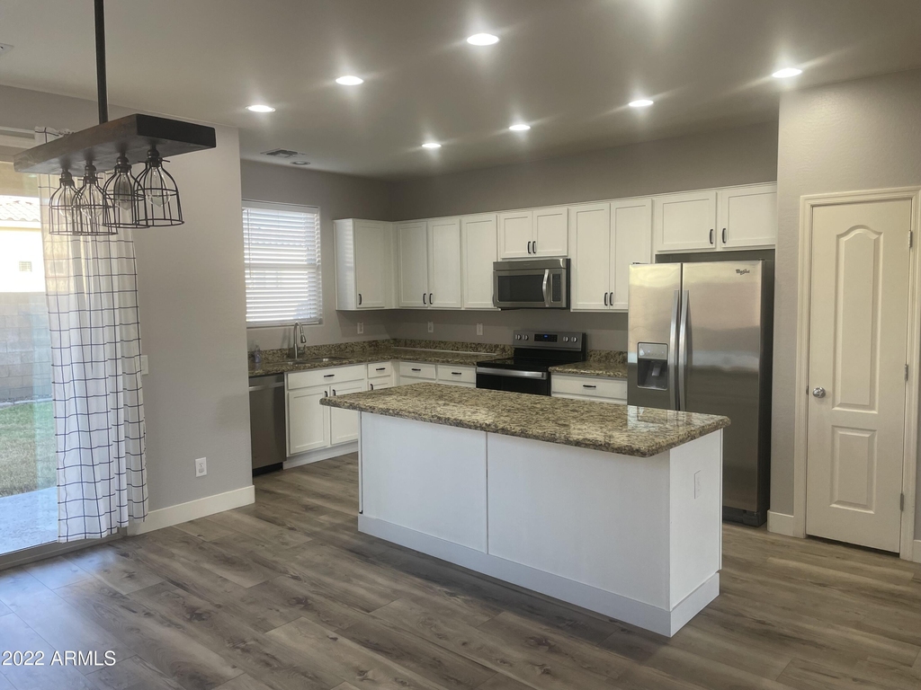 3517 N 34th Street - Photo 2