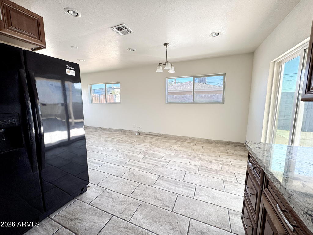 2739 W Rancho Drive - Photo 9