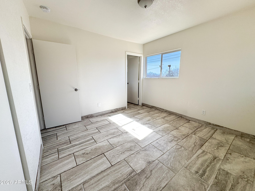 2739 W Rancho Drive - Photo 22