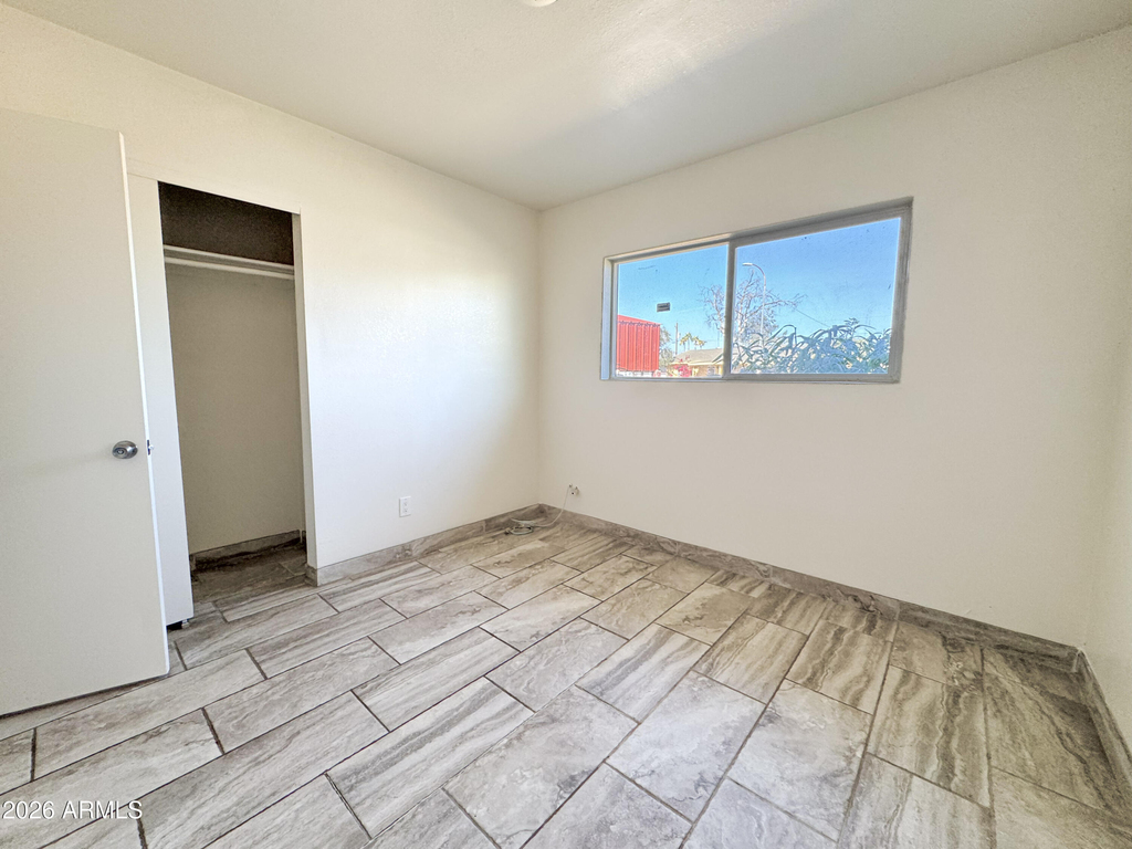 2739 W Rancho Drive - Photo 13