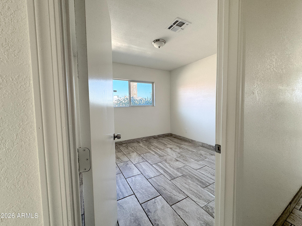 2739 W Rancho Drive - Photo 11