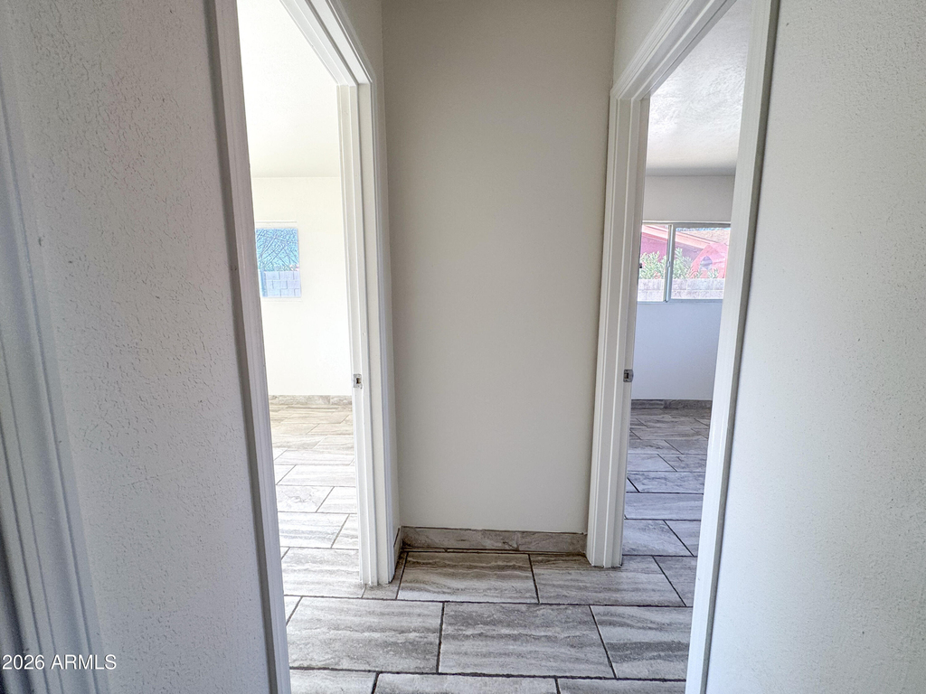 2739 W Rancho Drive - Photo 15