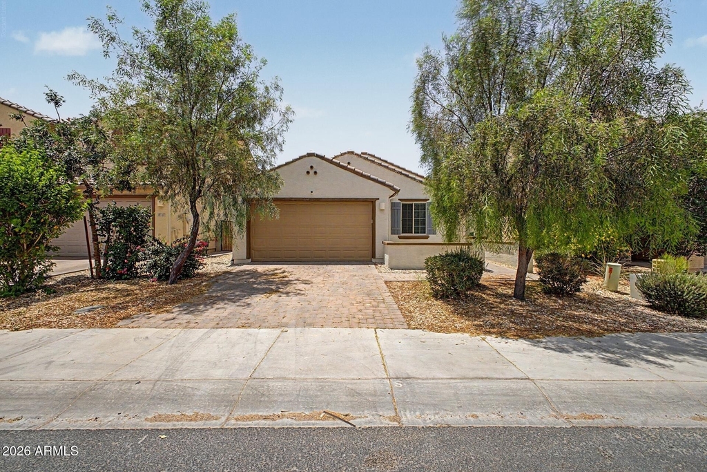 8747 W Solano Drive - Photo 0
