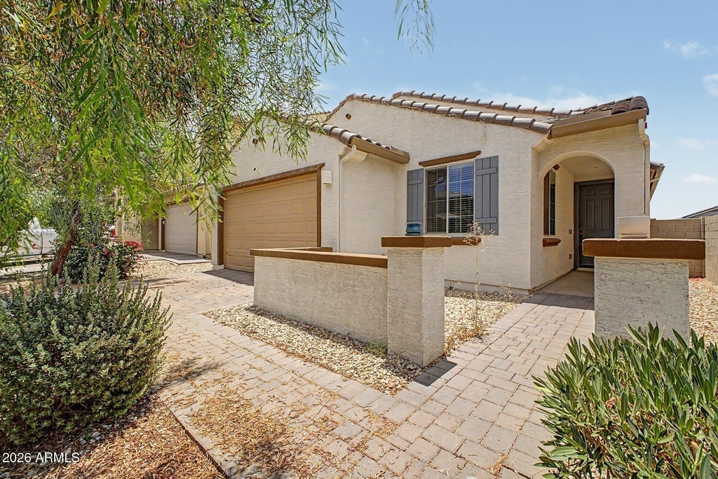8747 W Solano Drive - Photo 5