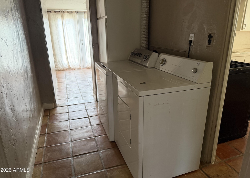 38 W Thomas Lane - Photo 9