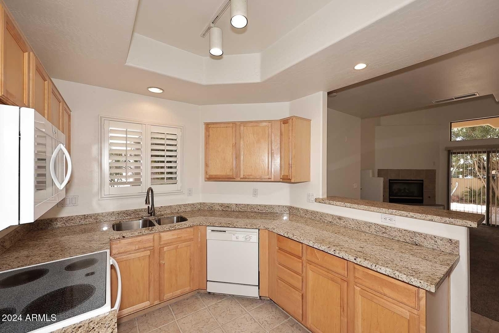 9070 E Gary Road - Photo 10