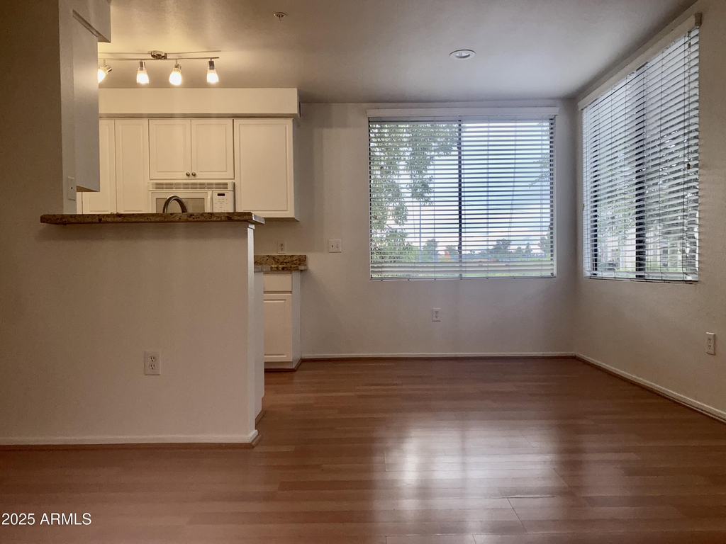 1701 E Colter Street - Photo 9
