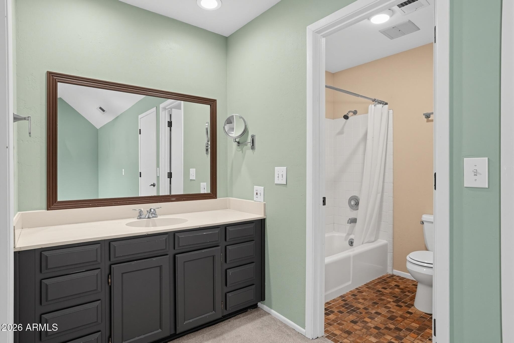 6533 N 7th Avenue - Photo 2