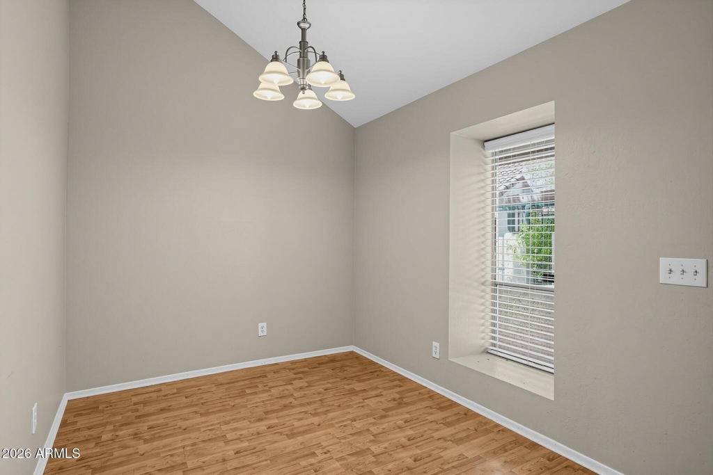 6533 N 7th Avenue - Photo 9
