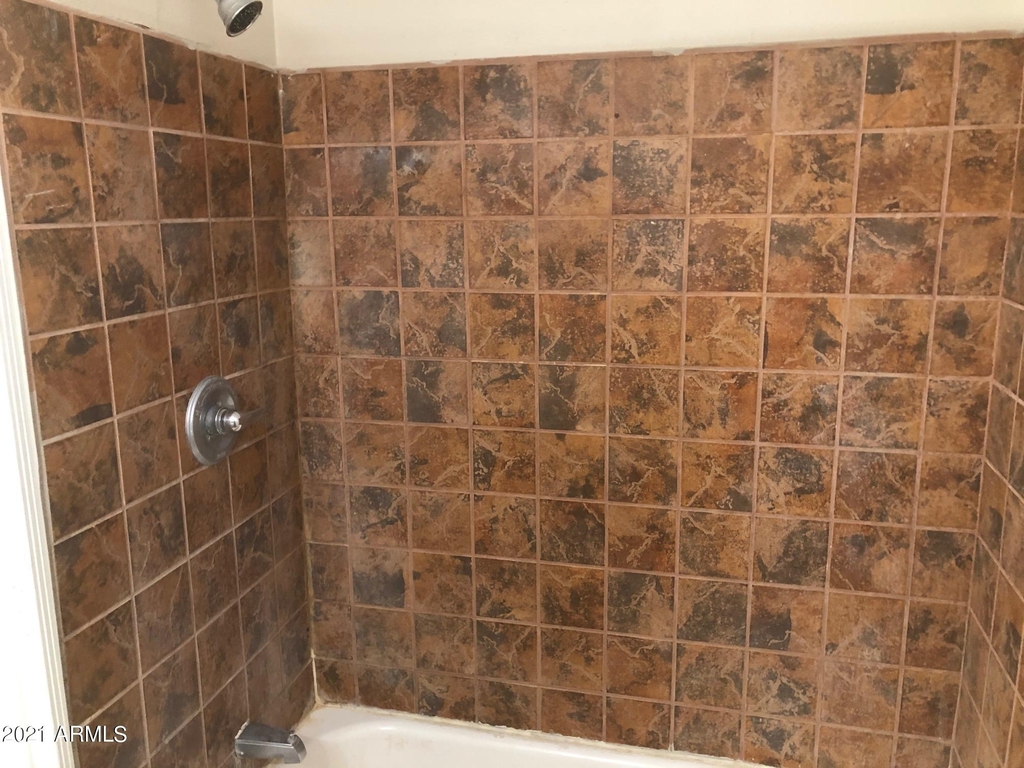 2128 W Devonshire Avenue - Photo 14