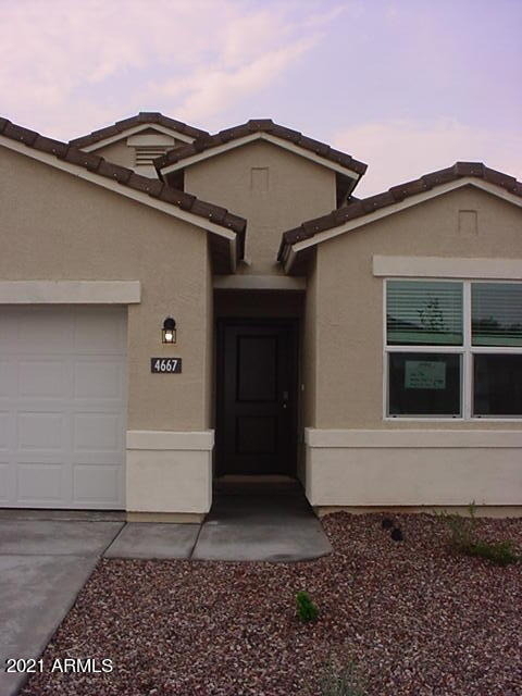 4667 W Nutmeg Avenue - Photo 1