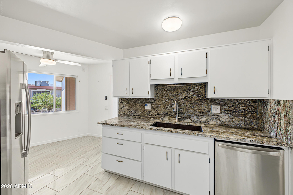 16871 N 103rd Avenue - Photo 14