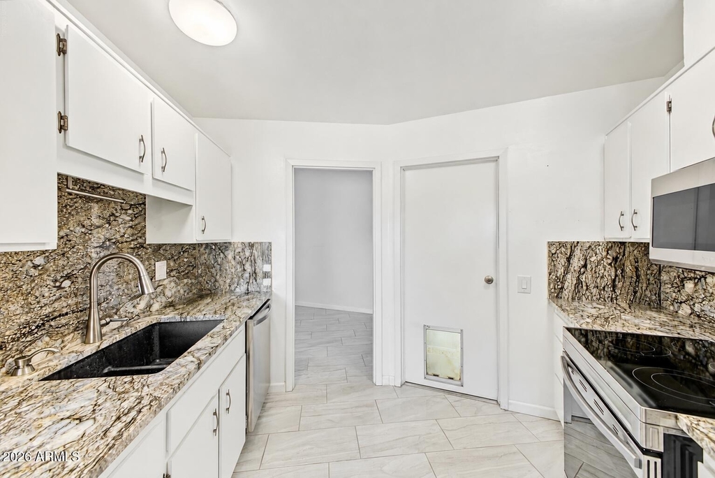 16871 N 103rd Avenue - Photo 13