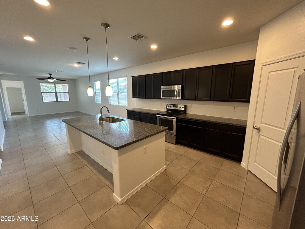 10319 W Hammond Lane - Photo 1