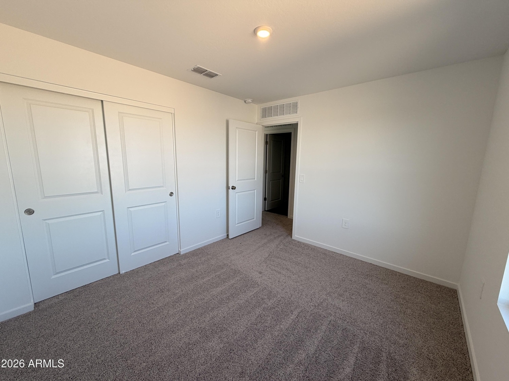 526 W Van Haren Street - Photo 19