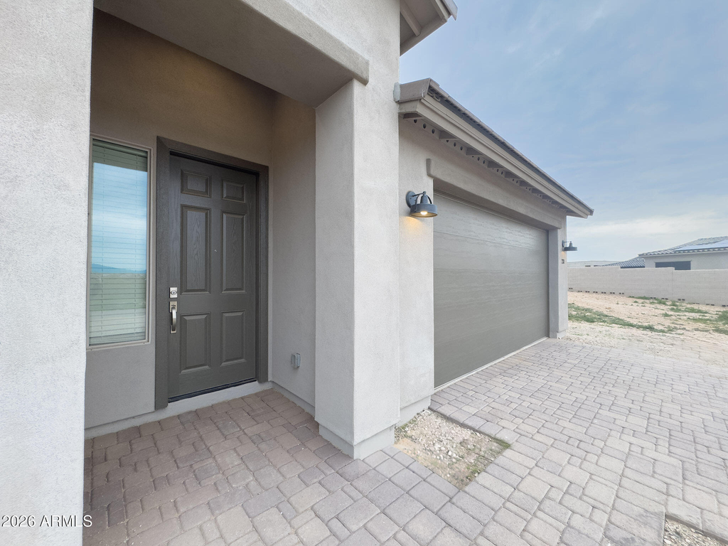 231 E Santa Cruz Drive - Photo 2