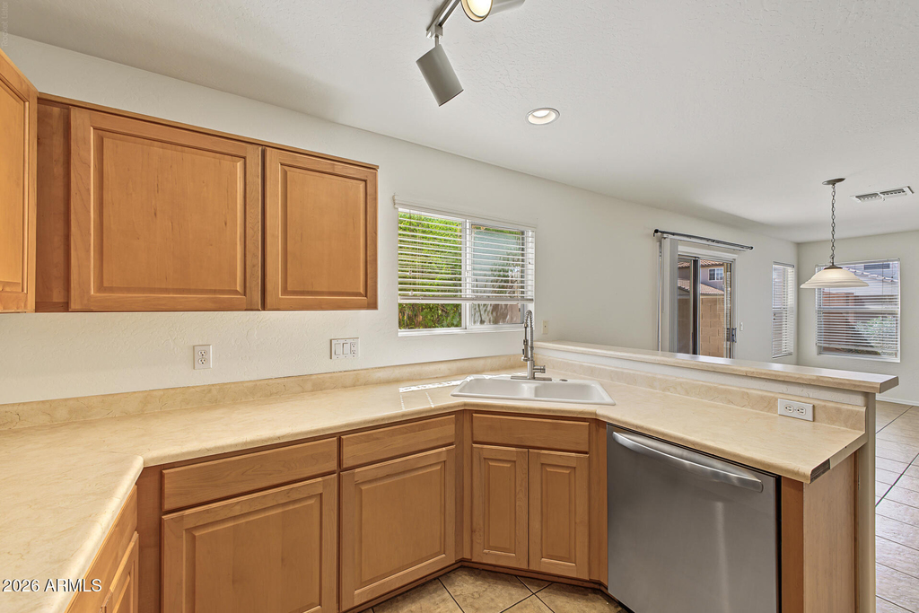 797 E Desert Holly Circle - Photo 3